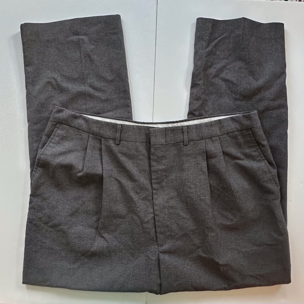 Flexslax perma press full fit gray straight wide leg dress pants men’s 42x30